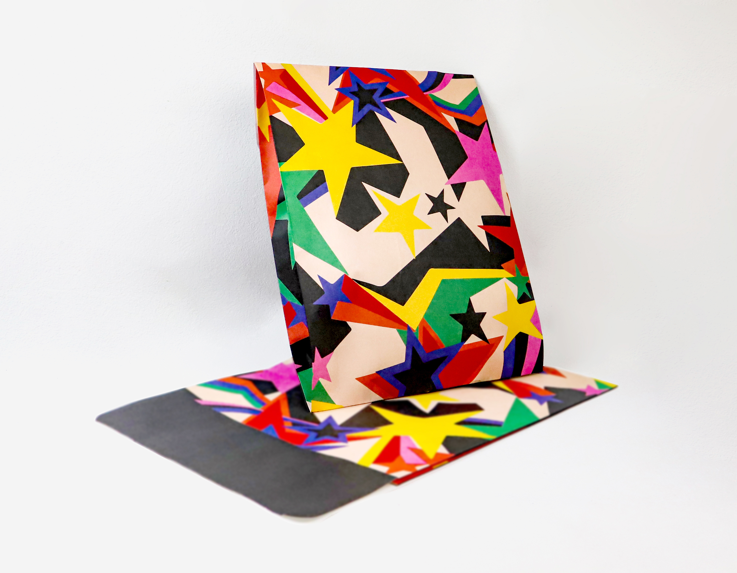 We wanted a recyclable material that reduces the use of plastics