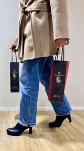 Jacobs Creek Paptic 2 Jacob's Creeks red wine in a gif bag made of Paptic@ material